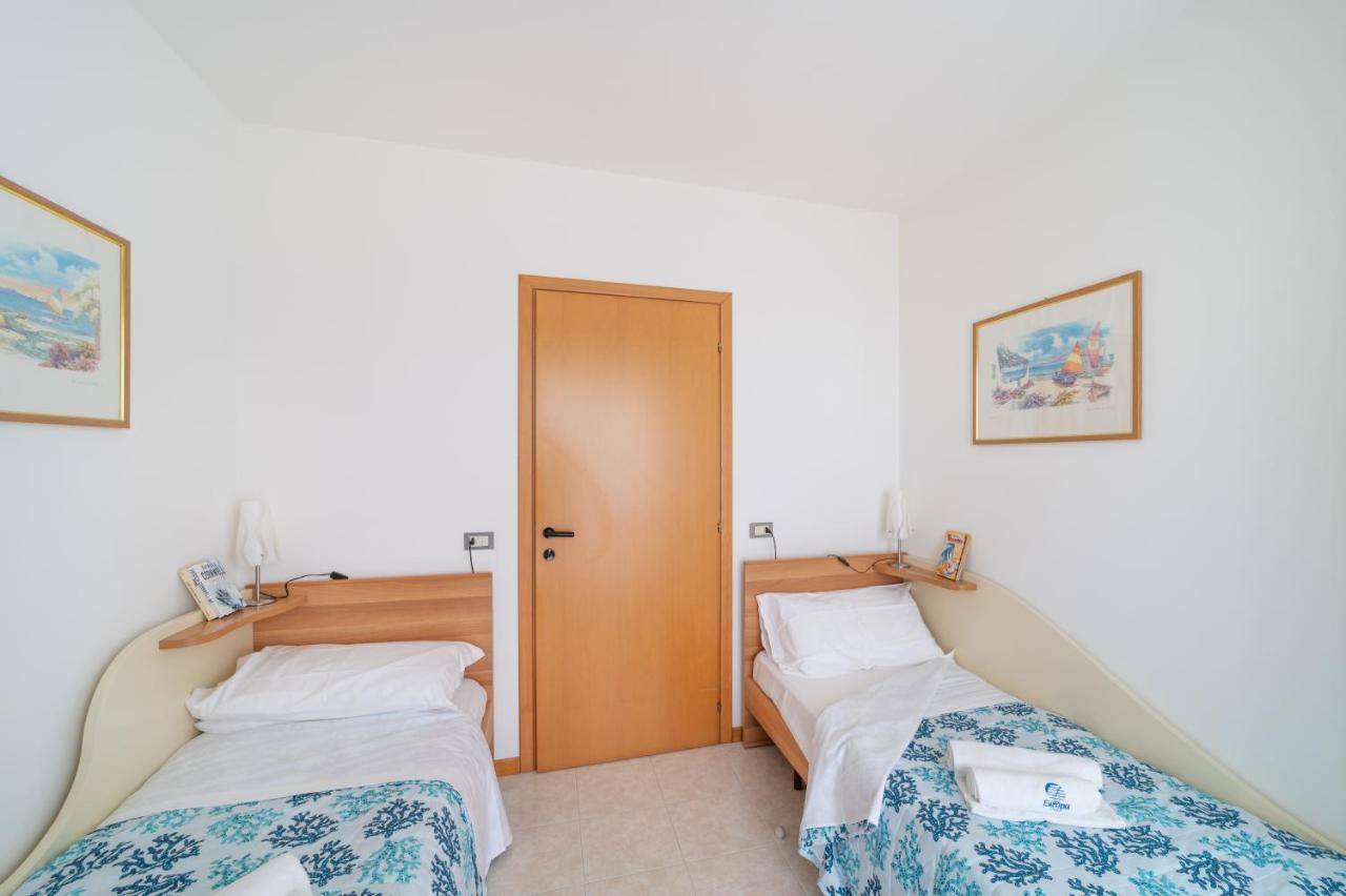 Residenza Delle Terme Apartment Бибионе Екстериор снимка