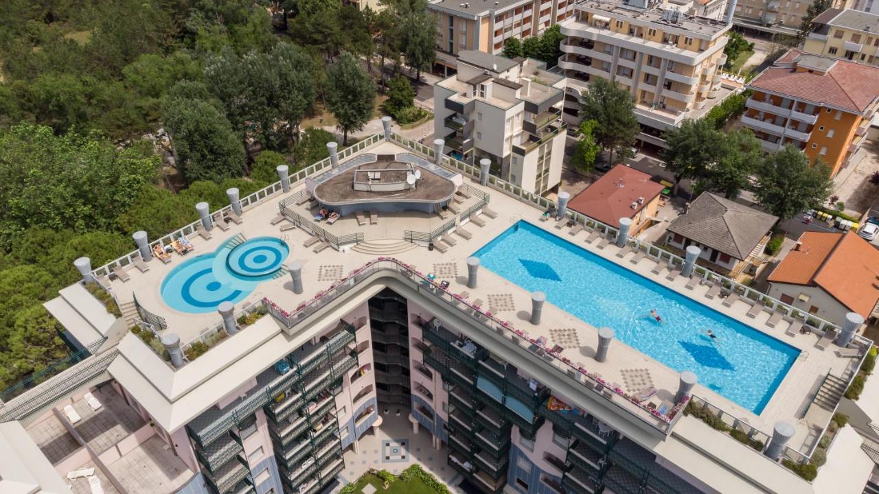 Residenza Delle Terme Apartment Бибионе Екстериор снимка