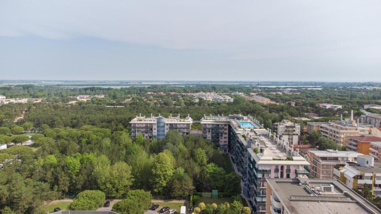 Residenza Delle Terme Apartment Бибионе Екстериор снимка