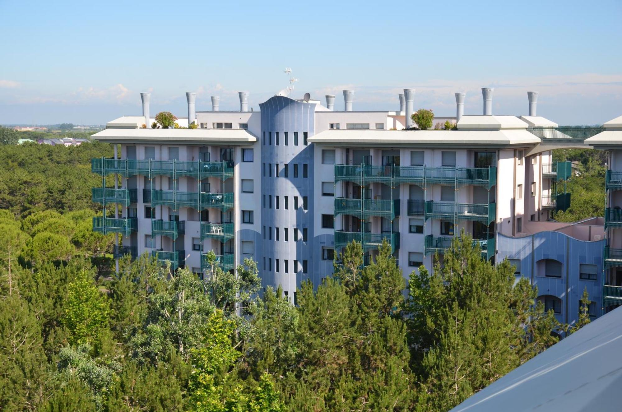 Residenza Delle Terme Apartment Бибионе Екстериор снимка